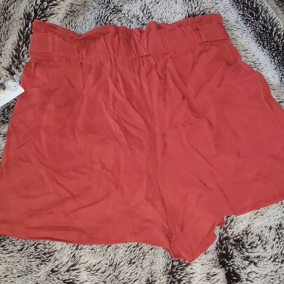 Cute flowy shorts - 💌 5 for 25$ - Picture 4 of 5